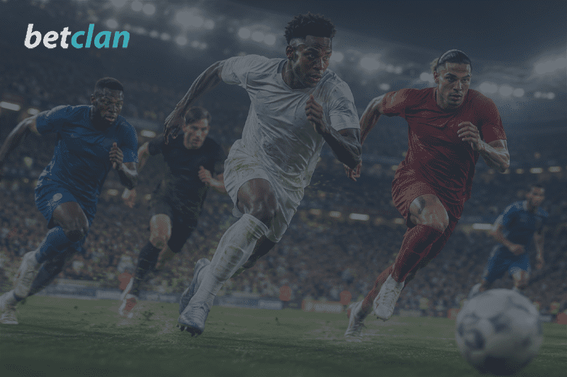 Top 10 Fastest Football Players in the World